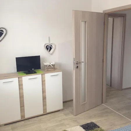 U Lazni Lägenhet *